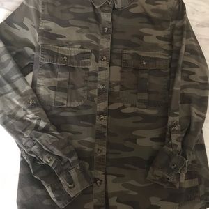 Forever 21 Camouflaged pattern shirt